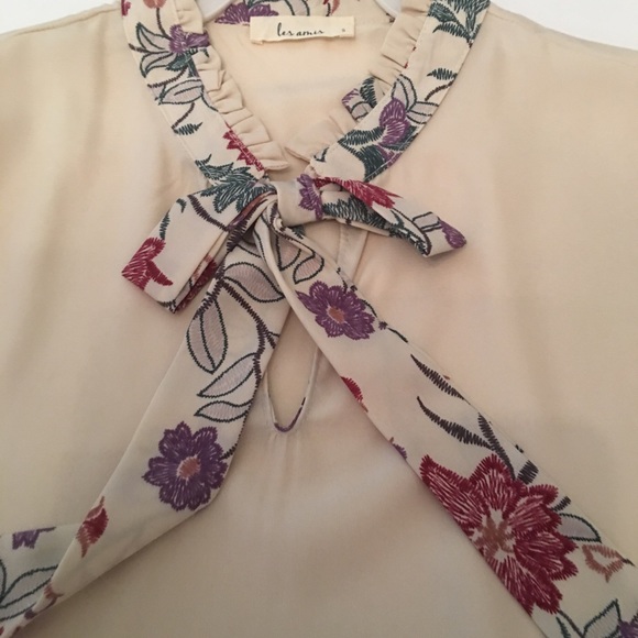 SALE📣Les amis Cream Purple beautiful Floral Blous - Picture 6 of 8